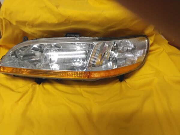 Honda Accord Headlights Assembly Compatible with 2001 -2002