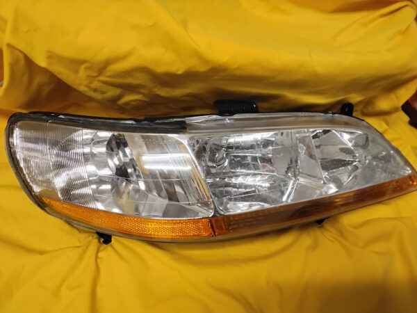 Honda Accord Headlights Assembly Compatible with 2001 -2002