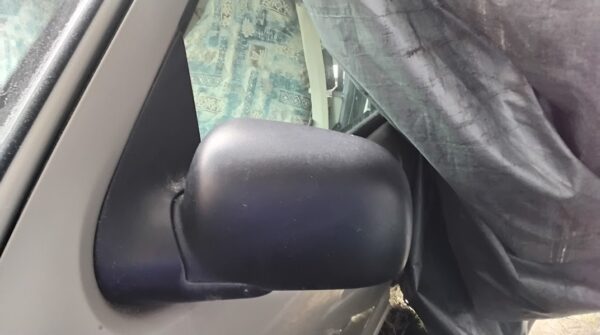 2002 - 2005 Ford Explorer Mirror Door Driver Left